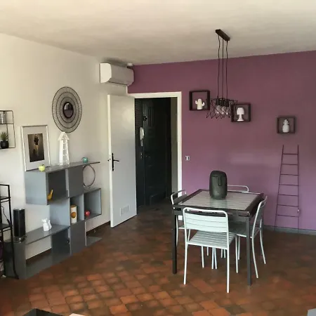 Maison En Duplex De 80m² Plein Sud Et Climatisee ! *